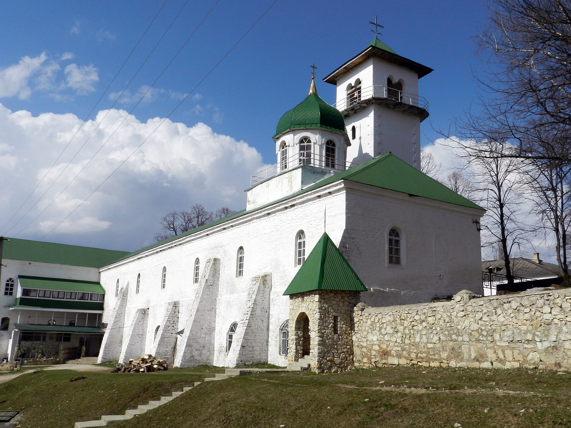 Adighezia